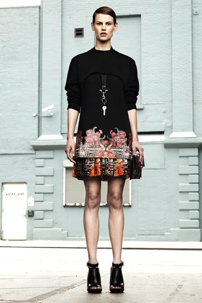 Look 8